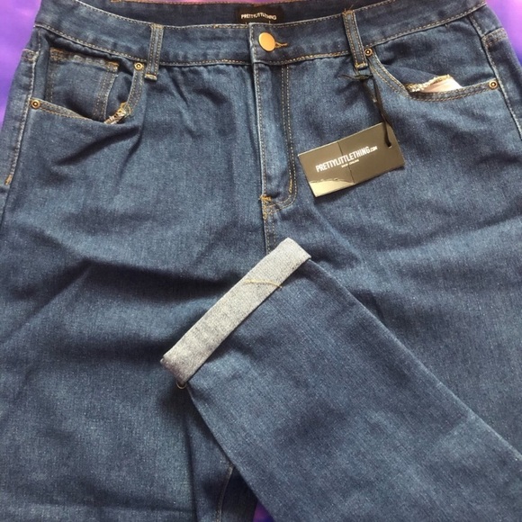 Mom Jeans - Picture 4 of 4